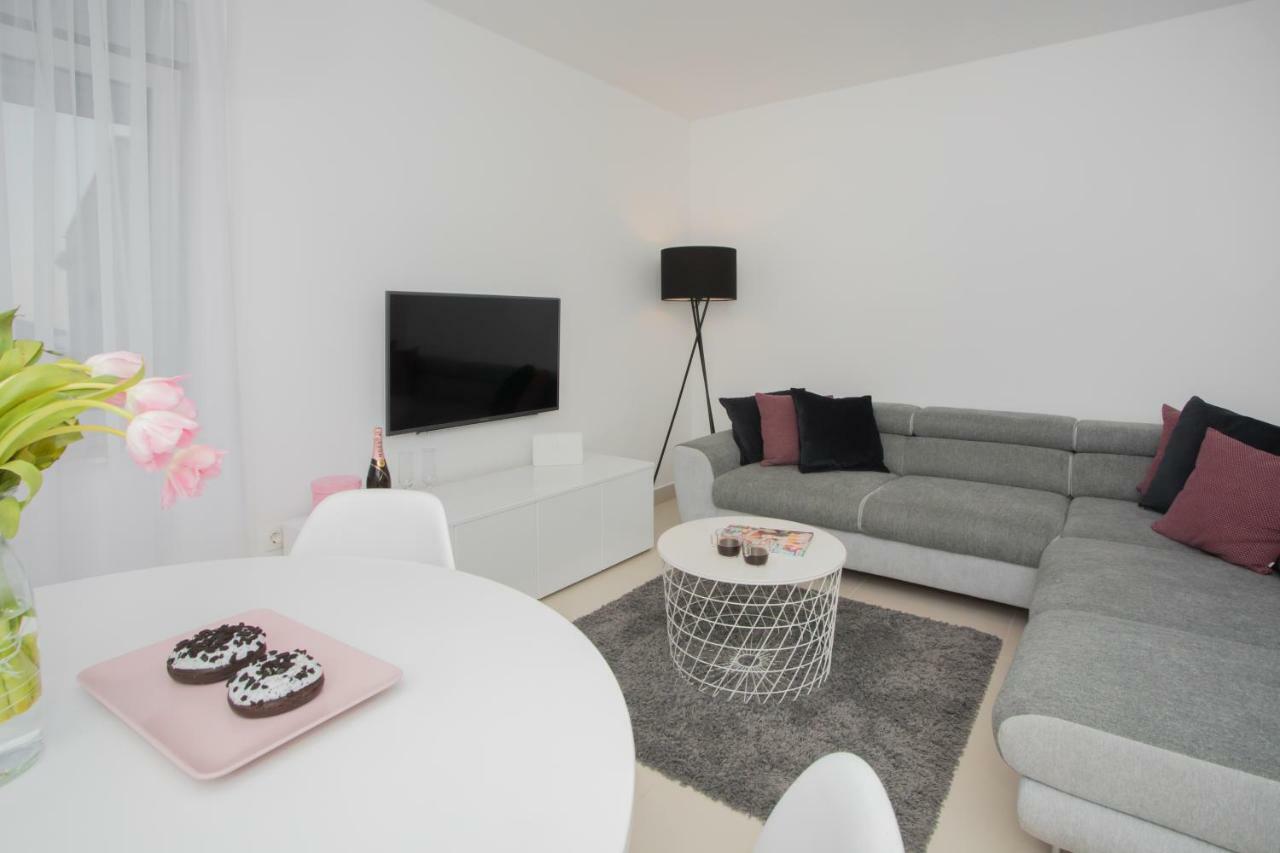 פרימוסטן Apartment Luni מראה חיצוני תמונה