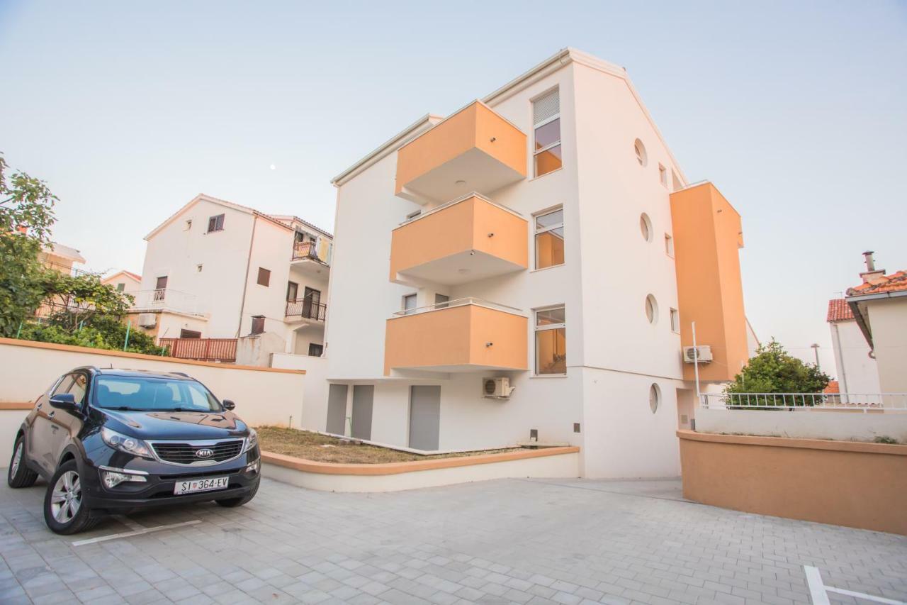 פרימוסטן Apartment Luni מראה חיצוני תמונה