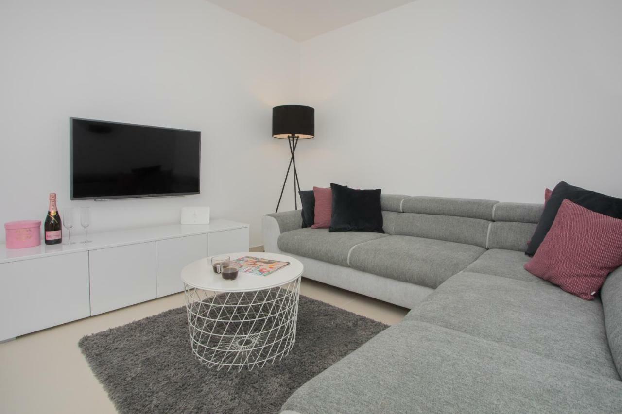 פרימוסטן Apartment Luni מראה חיצוני תמונה