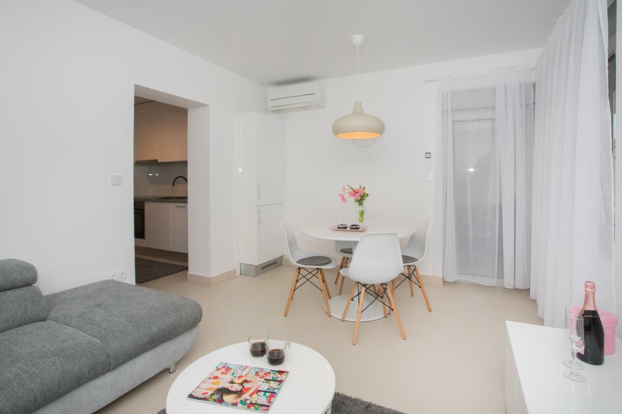 פרימוסטן Apartment Luni מראה חיצוני תמונה